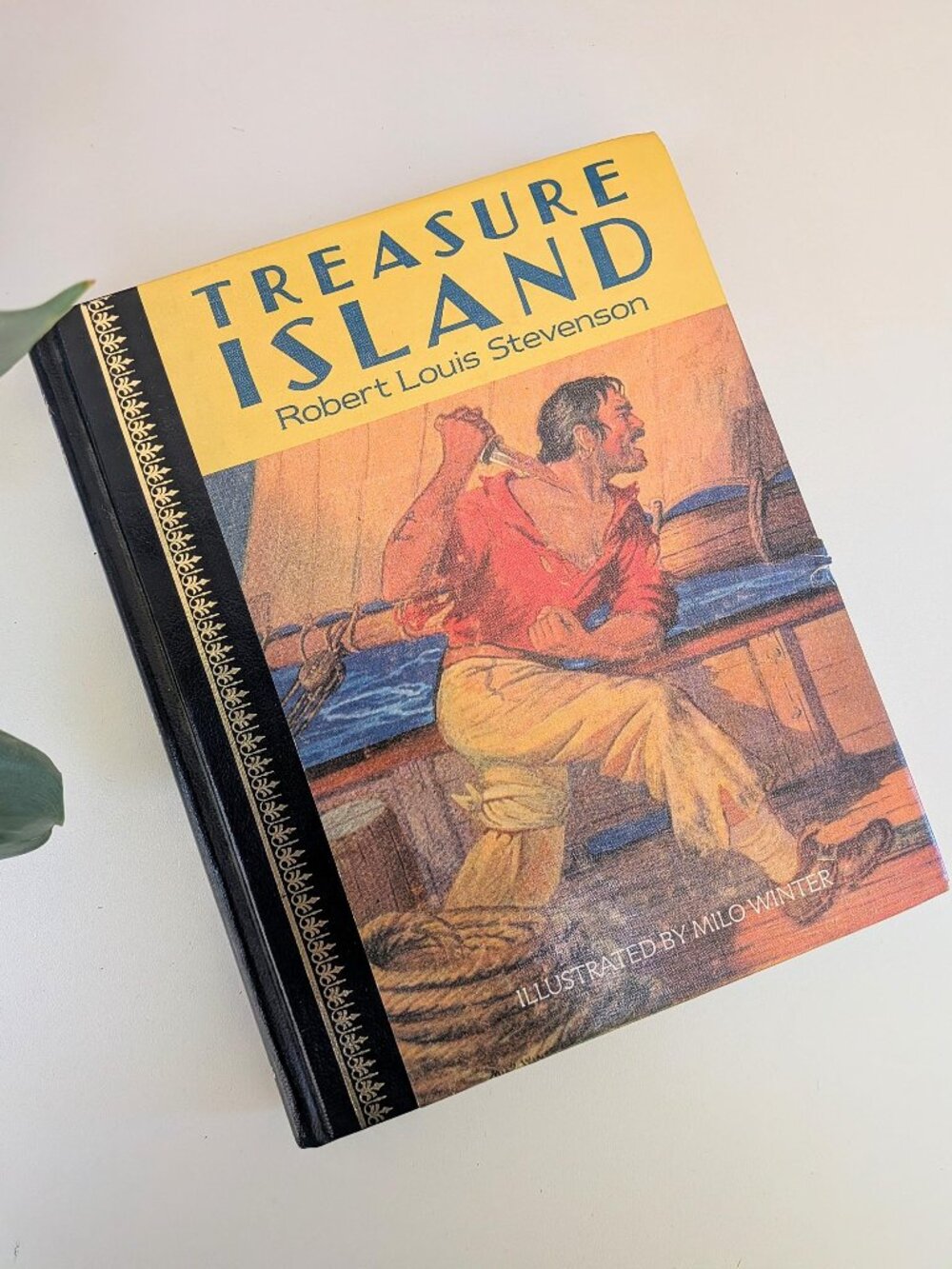 3/$35✨ Vintage 1980s Treasure Island Hardcover Book | Retro Classic Pirate